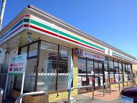 セブンイレブン黒磯中央店まで780m