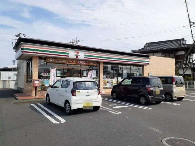 セブンイレブン北茨城関南町店まで400m