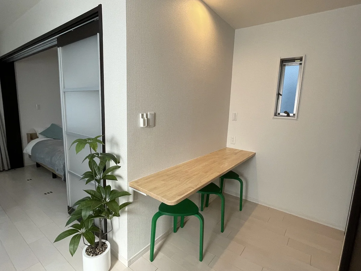 ※撮影用の観察植物・食器調理器具・雑貨類等はございません。※写真は現況優先