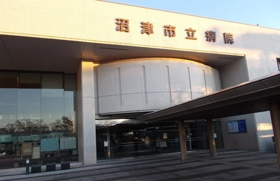 沼津市立病院まで1200m