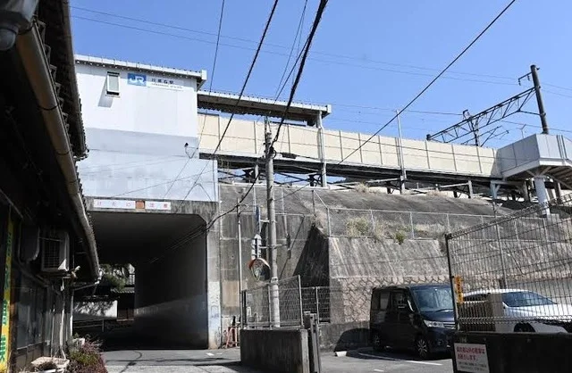 川原石駅まで500m