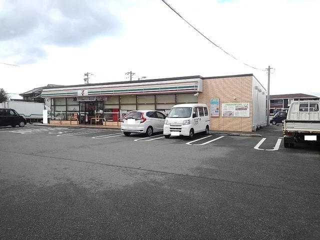 セブンイレブン八女龍ケ原店まで220m