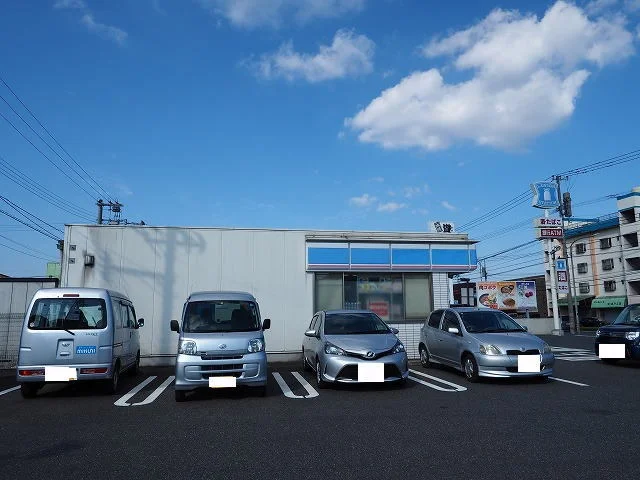 ローソンまで90m