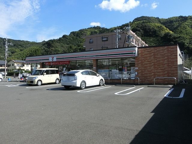 セブンイレブン静岡瀬名6丁目店まで450m