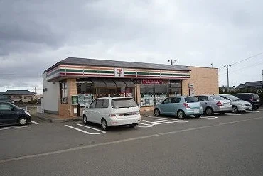 セブンイレブン東太田店まで1100m