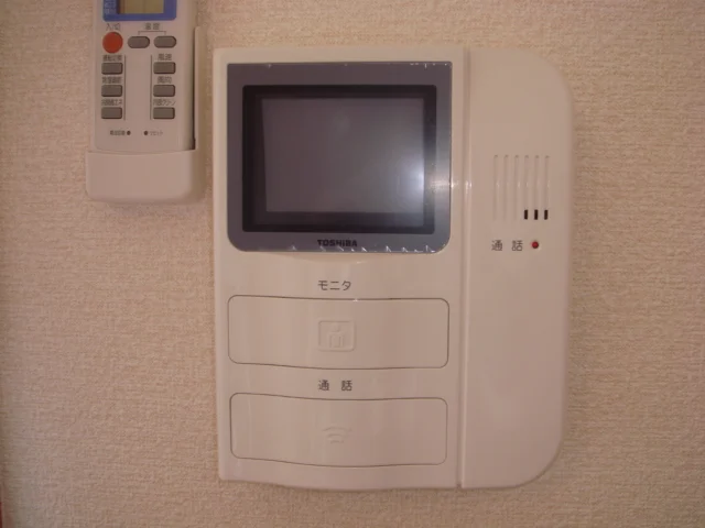 モニター付きインターホン　他物件参考写真