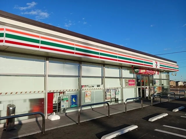 セブンイレブン高崎本郷町店まで2100m