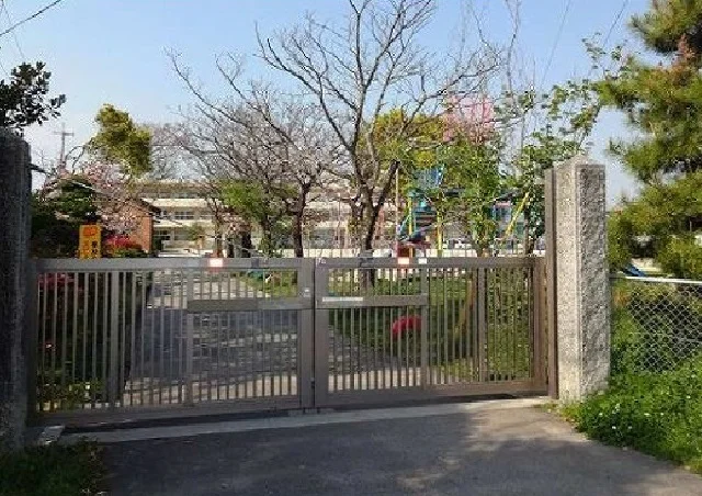 千代田西部小学校まで1400m