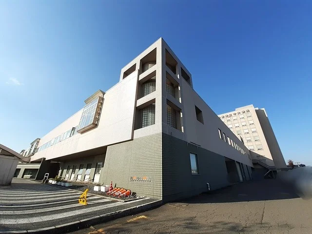 新潟県立中央病院まで2200m