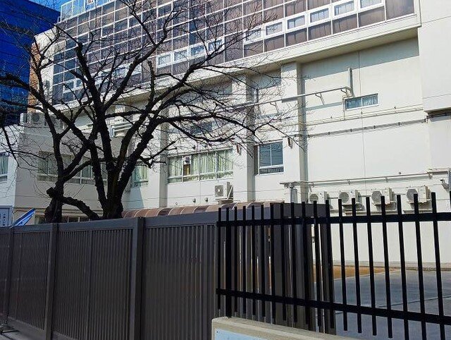 荒川区立第三日暮里小学校まで350m