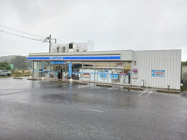 ローソンまで678m