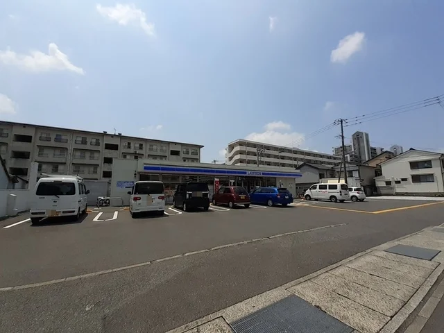 ローソン 高知旭町店まで600m