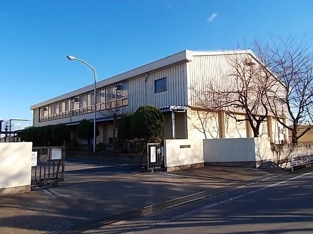 富田中まで800m