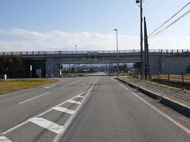 神林村岩船港インターまで1200m