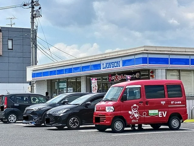 ローソン福山第一病院前店まで250m