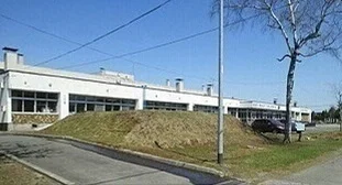 滝川市立江陵中学校まで850m