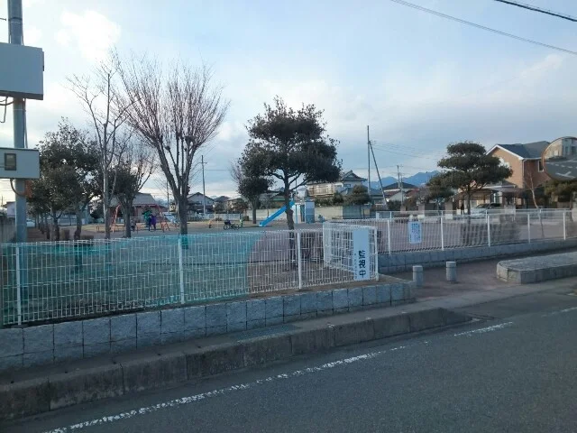 中泉けやき公園まで70m