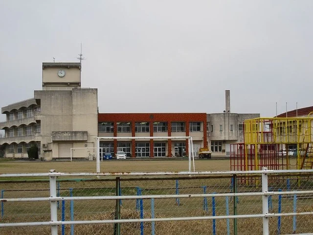 作道小学校まで1800m
