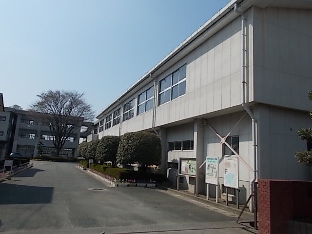 楡木小学校まで150m