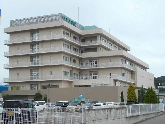 丸の内病院まで1300m
