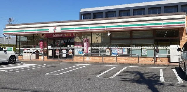 セブンイレブンまで500m