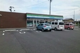 ファミリーマート 豊川市田町店まで230m