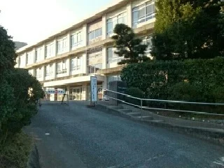 御油小学校まで200m