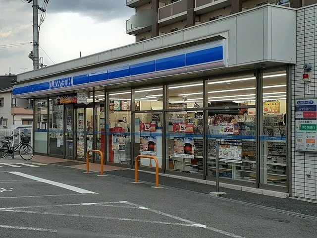 ローソン様まで285m