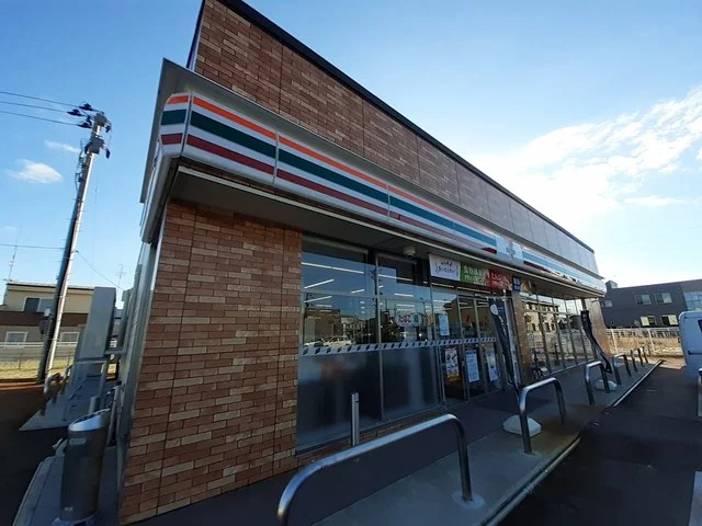 セブンイレブン上越安江店まで117m