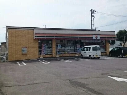 セブンイレブン函館桔梗３丁目店まで350m