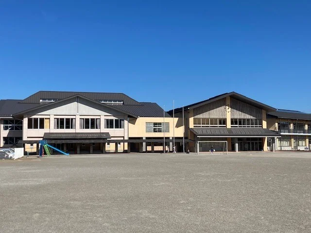 益子町立益子小学校まで750m