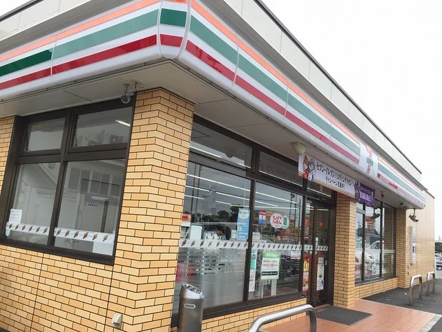 セブンイレブン浜松篠原町店まで260m