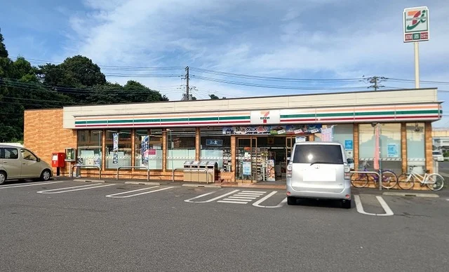 セブンイレブン 印西大森店まで700m