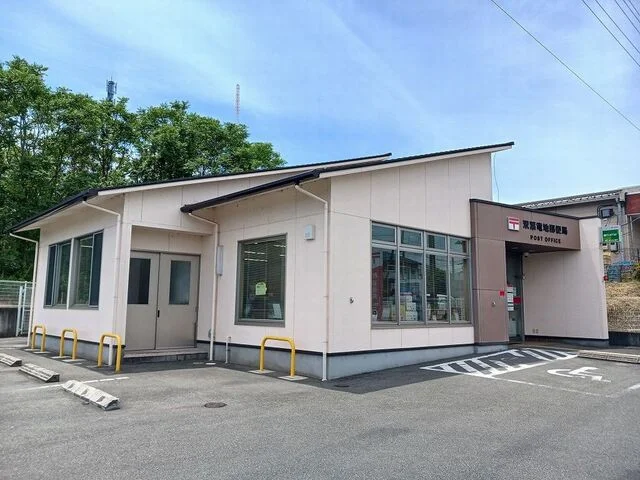 双葉竜地郵便局まで700m