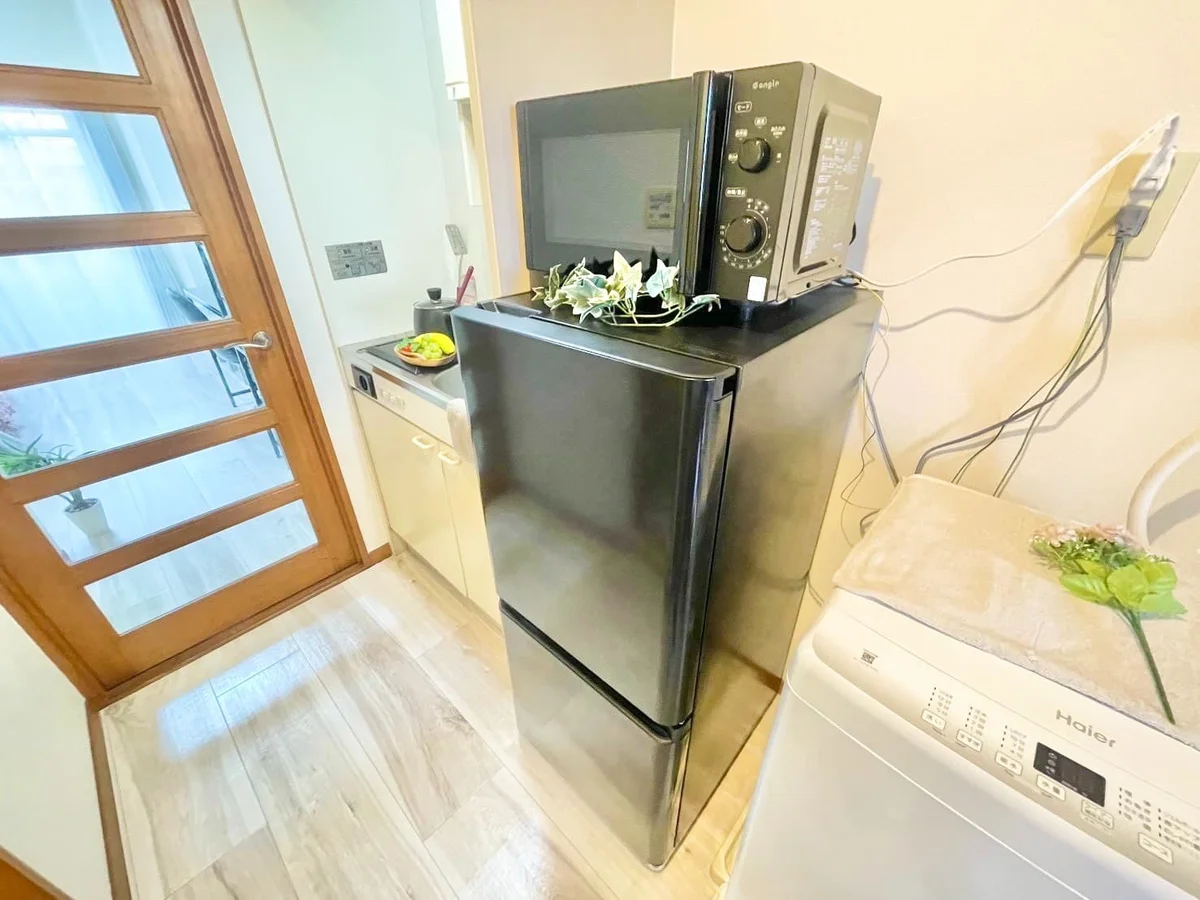 ※撮影用の観察植物・食器調理器具・雑貨類等はございません。※写真は現況優先