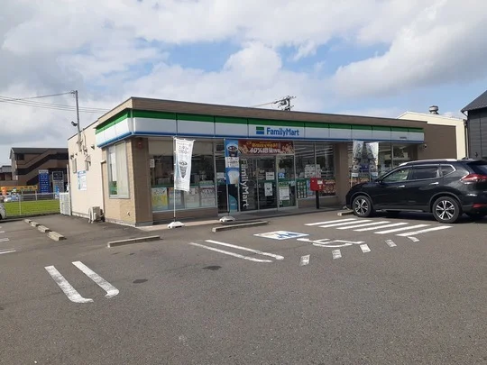 ファミリーマート岐阜茜部店まで500m