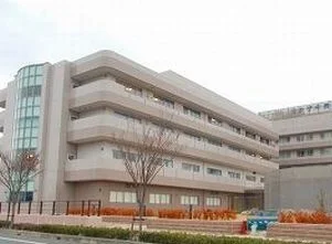ツカザキ病院まで1100m