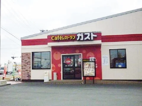 ガスト 本宮インター店まで900m