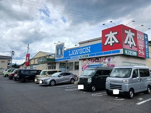 ローソンフタバ図書可部センターまで1000m