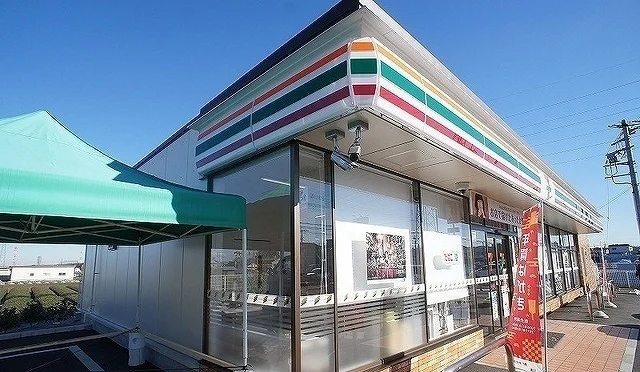 セブン-イレブン 狭山南入曽店まで650m