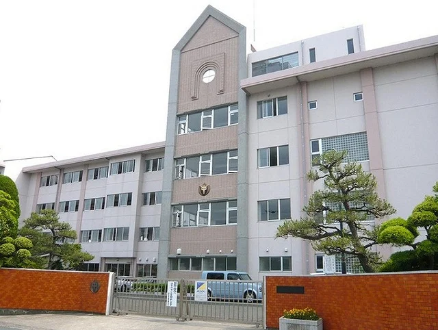 浜松市立丸塚中学校まで650m