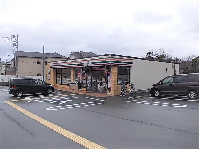 セブンイレブン所沢山口店まで850m