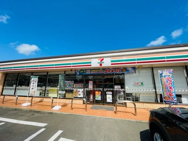 セブンイレブン名取増田３丁目店まで400m