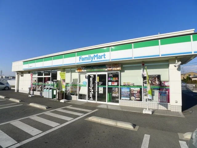 ファミリーマート太田薮塚店まで550m