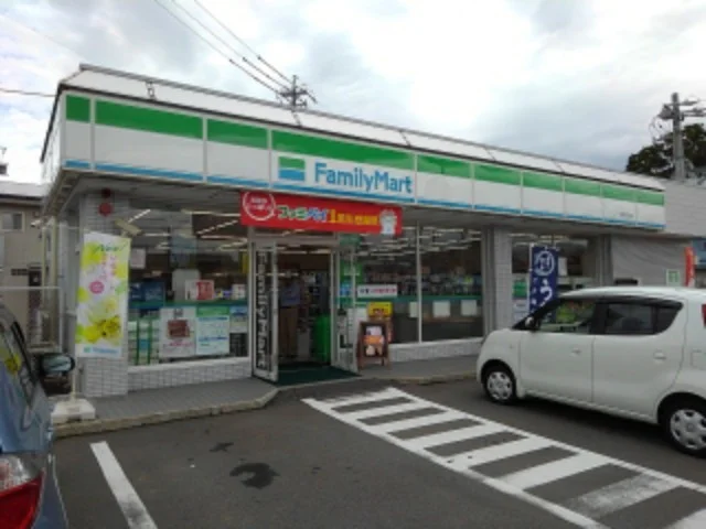 ファミリーマート長野高田店まで450m