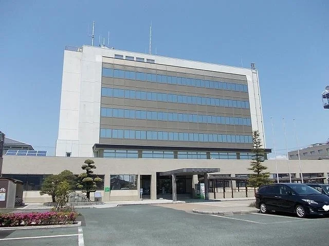 磐田市役所まで1000m