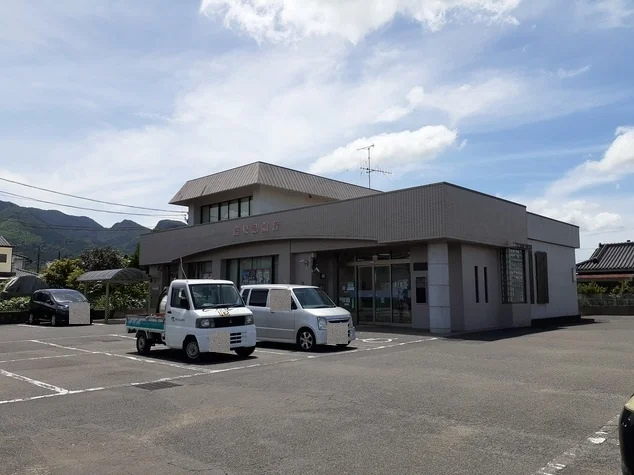 鹿児島銀行重富支店まで800m