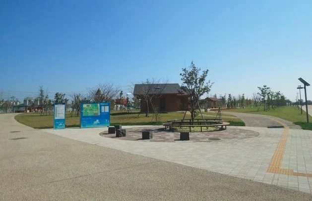 神栖中央公園まで1300m