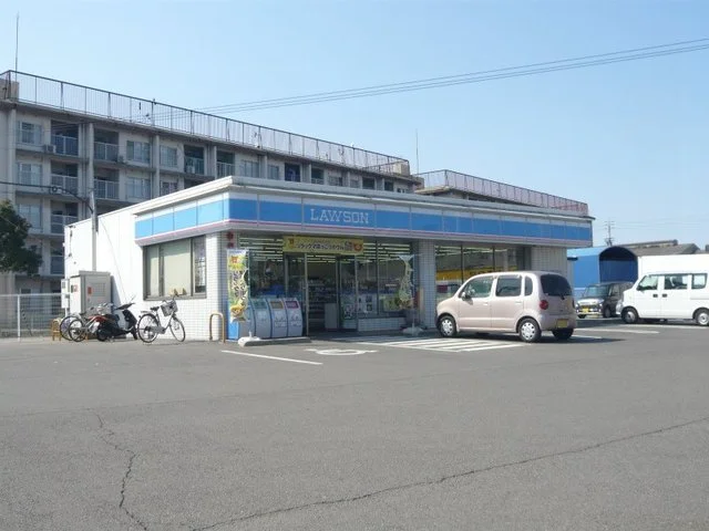 ローソン新居浜新田町店様まで600m
