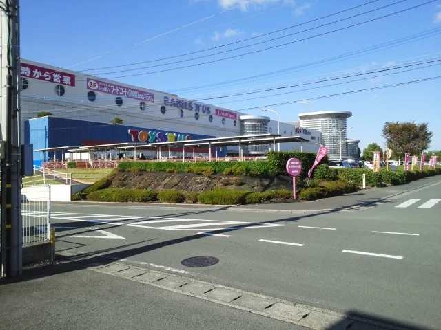 ゆめタウンサンピアンまで1400m
